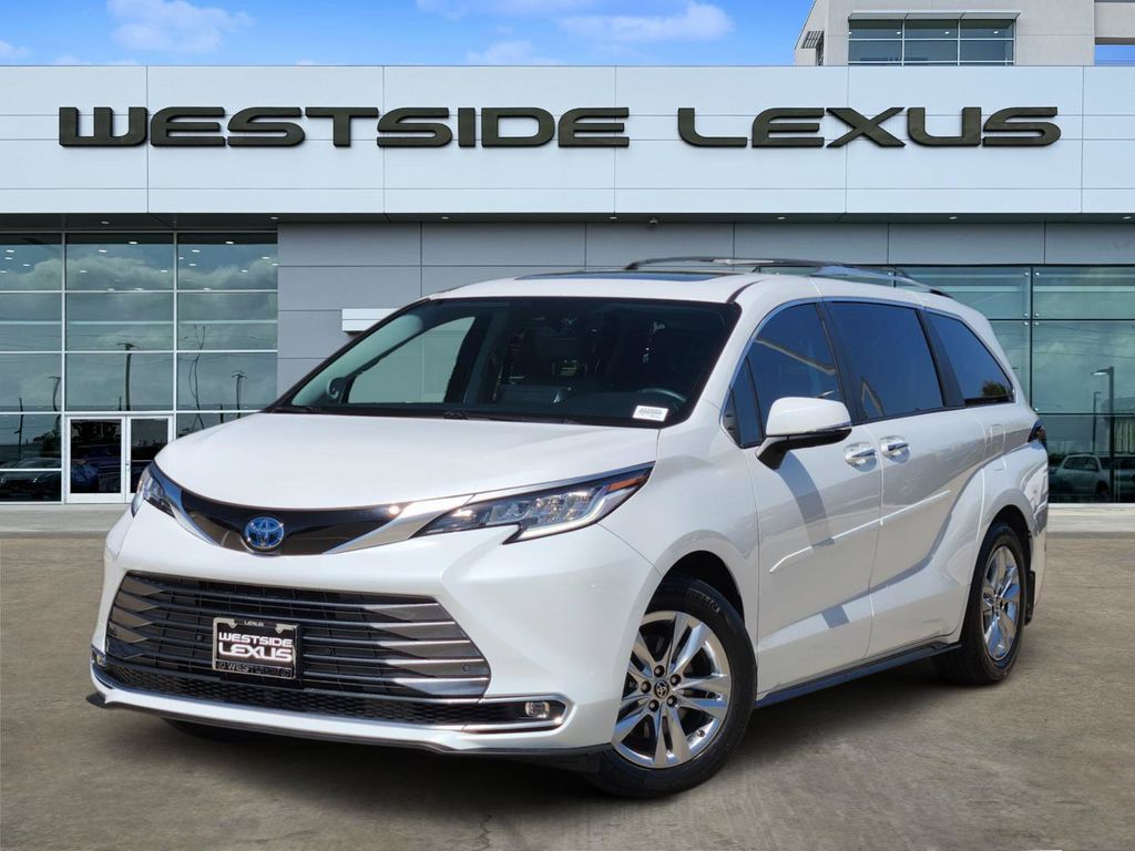 2022 Toyota Sienna Limited Beige at Community Toyota