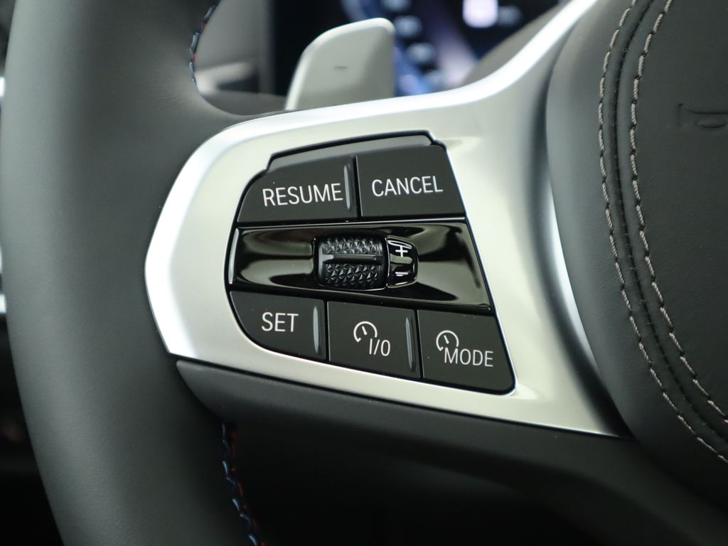 Thumbnail: 2026 BMW X5 - 11