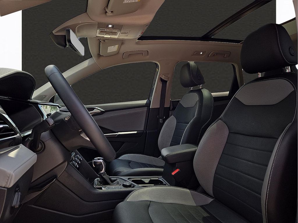 2022 Volkswagen Taos SEL - Photo 12