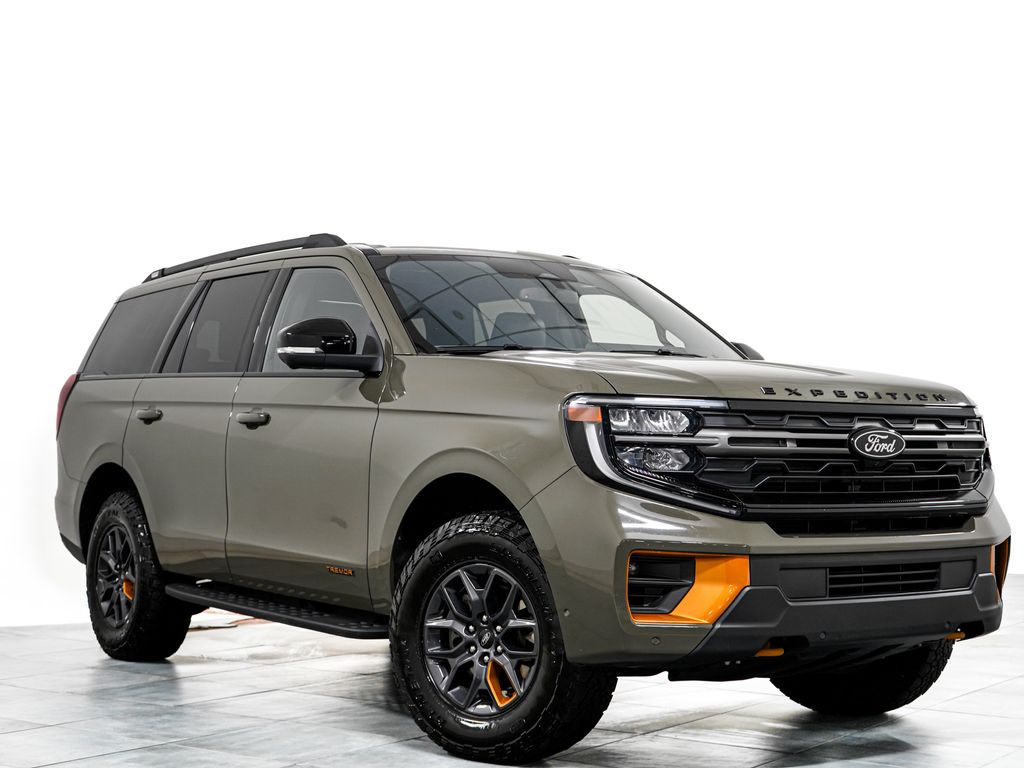 Green 2025 Ford Expedition SUV / Crossover Four-Wheel Drive Automatic