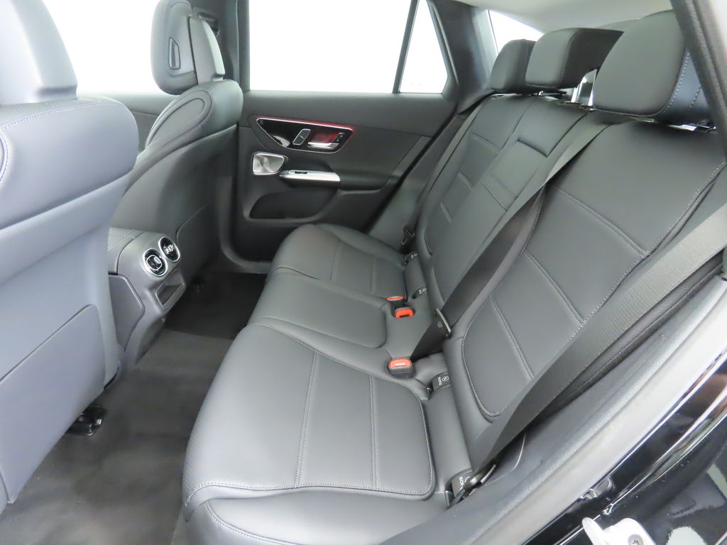 Thumbnail: 2026 Mercedes-Benz GLC - 21