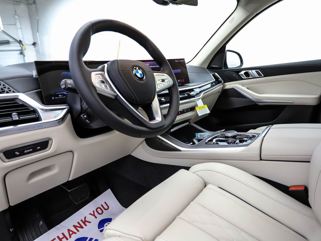 2024 BMW X7 xDrive40i 10