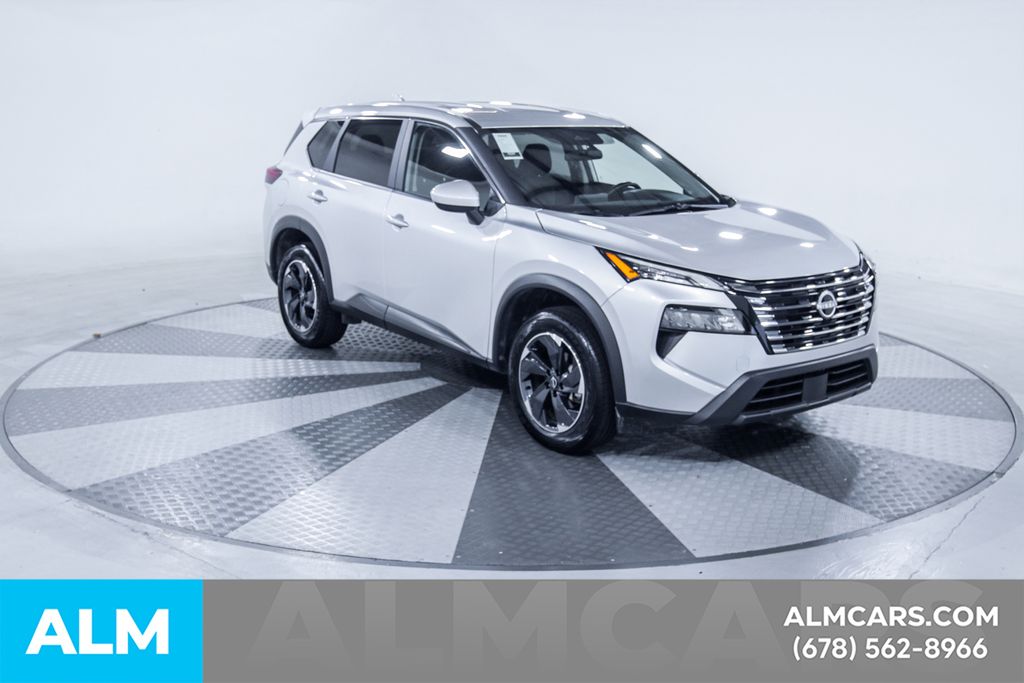 Used 2025 Silver Nissan SV image 14