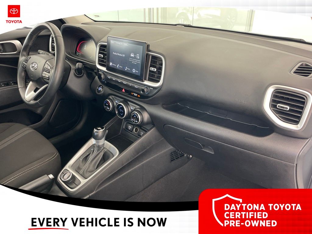 Used 2025 Hyundai Venue SUV