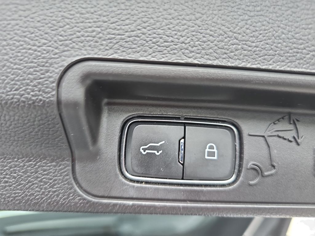 Used 2021 Ford Explorer SUV