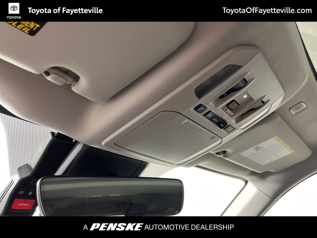 Thumbnail: 2026 Toyota Highlander - 32