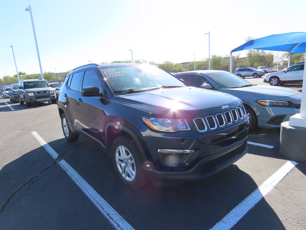 Thumbnail: 2018 Jeep Compass - 3