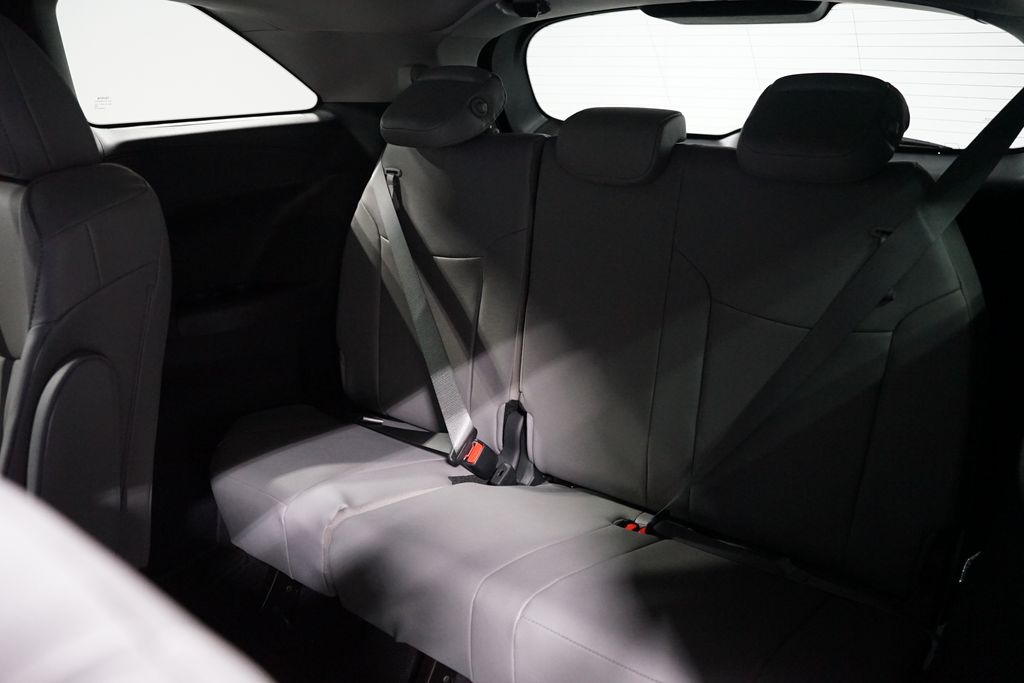 Thumbnail: 2025 Toyota Sienna - 31
