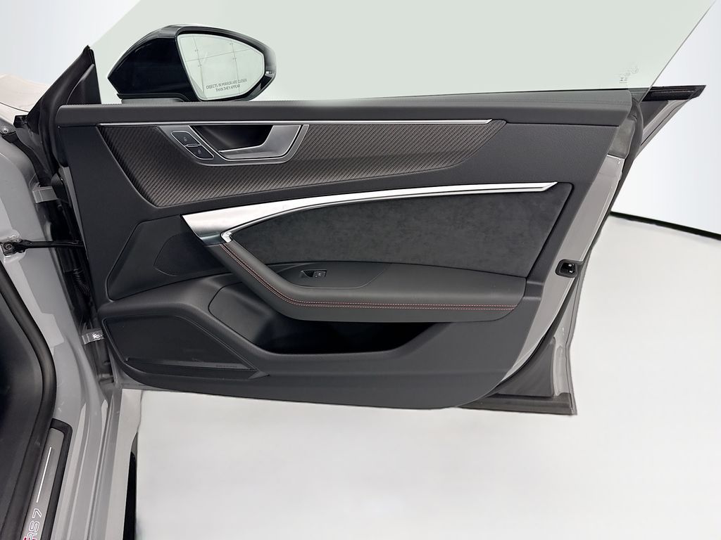 Thumbnail: 2026 Audi RS 7 - 24