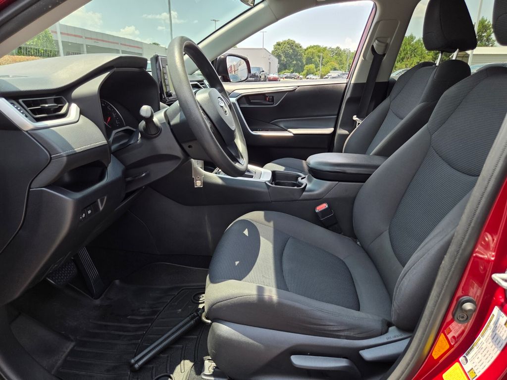Used 2021 Toyota RAV4 SUV
