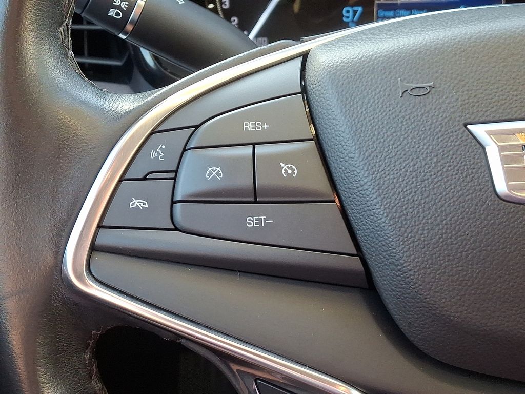Thumbnail: 2018 Cadillac XT5 - 22