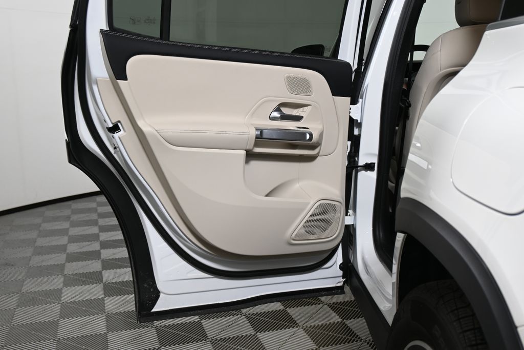 Thumbnail: 2026 Mercedes-Benz GLB - 31