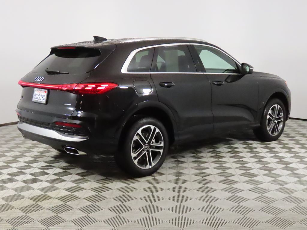 Thumbnail: 2025 Audi Q5 - 5