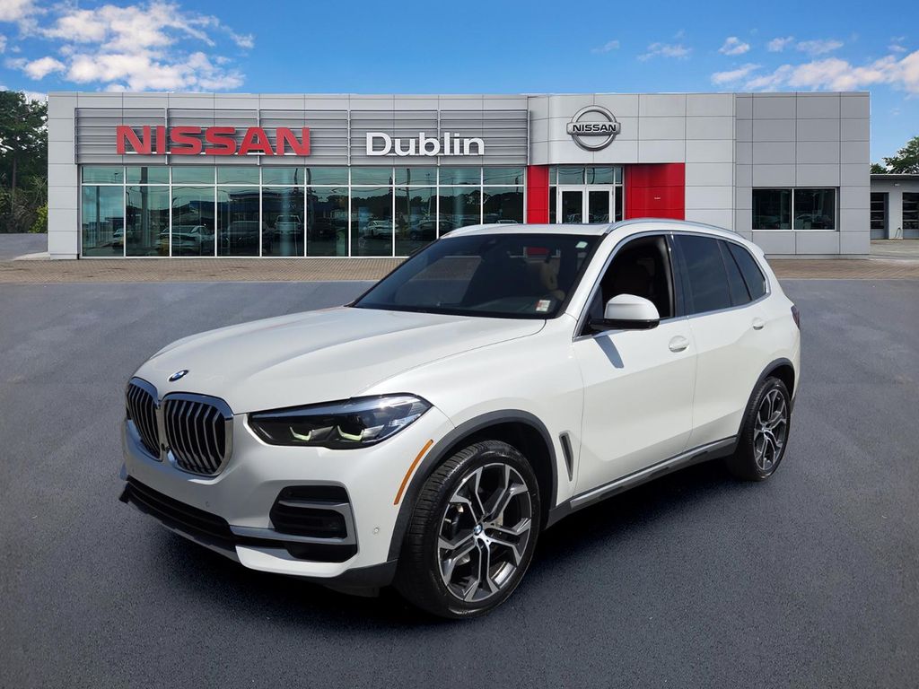  2023 BMW X5 xDrive40i AWD   