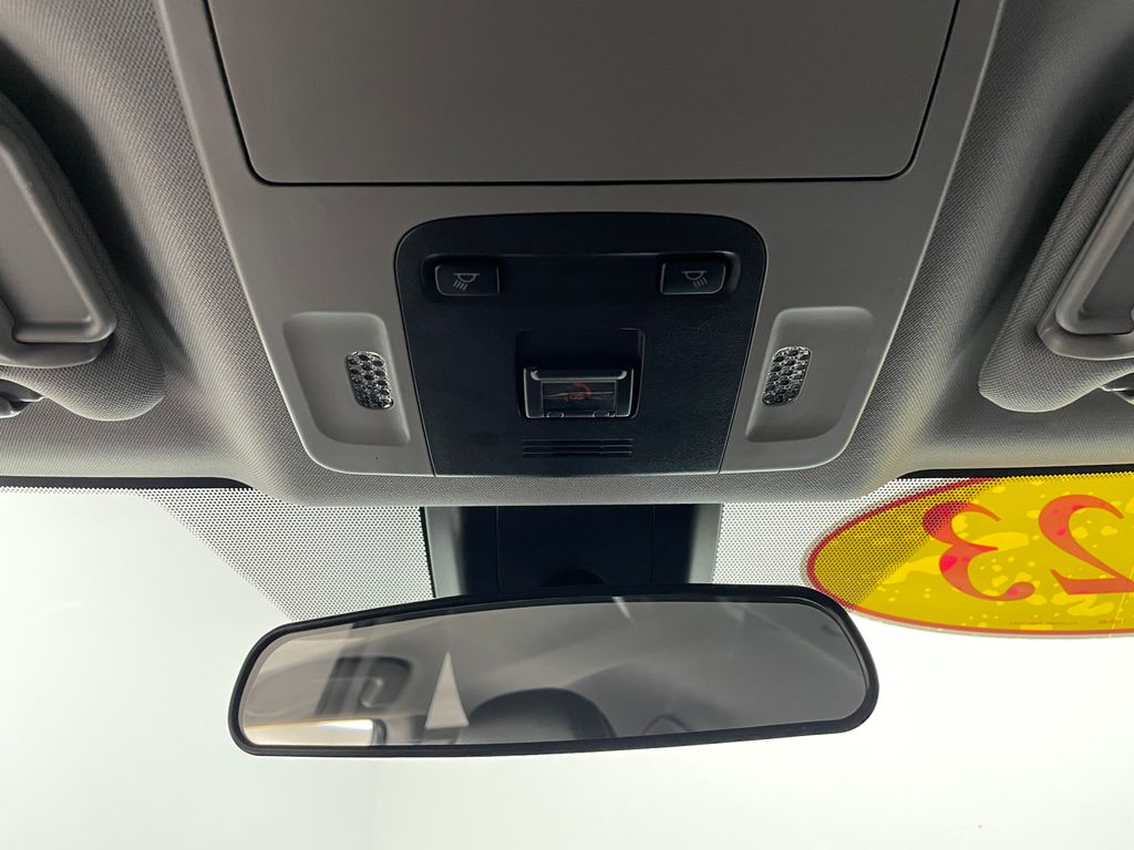 Thumbnail: 2023 Toyota Camry - 31