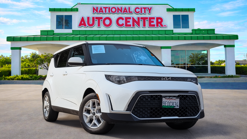 Used 2023 Kia Soul LX 4D Hatchback