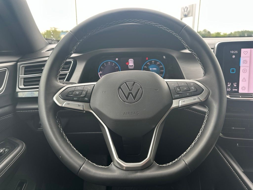 Used 2024 Volkswagen Atlas Cross Sport SUV