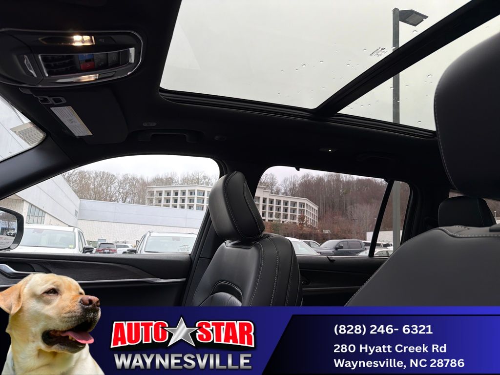 new 2025 Jeep Grand Cherokee L car, priced at $48,324