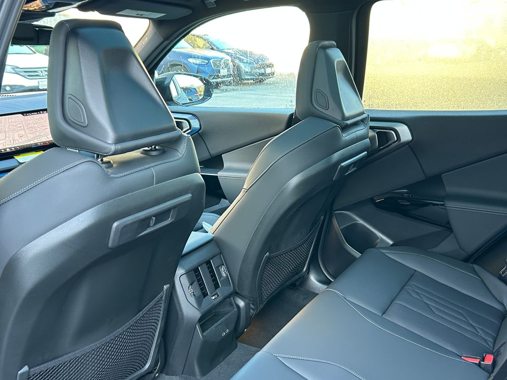 Thumbnail: 2026 BMW X3 - 32