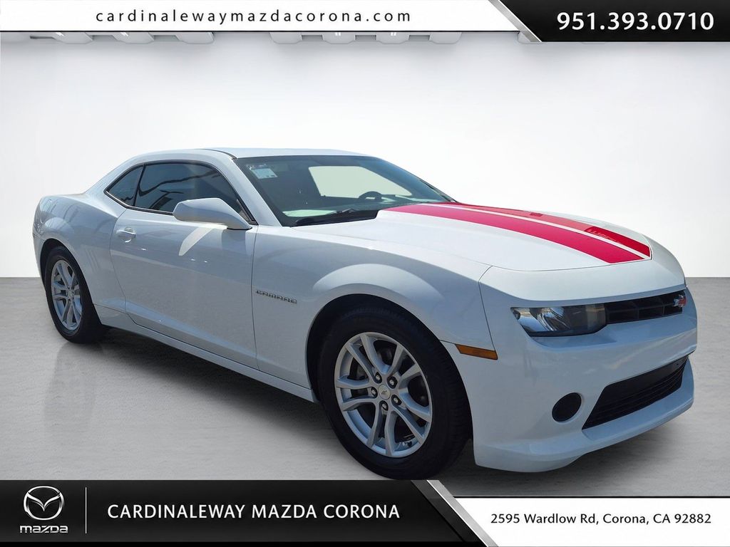 Summit White 2015 Chevrolet Camaro 1LT Coupe RWD Coupe Rear-Wheel Drive 6-Speed Automatic