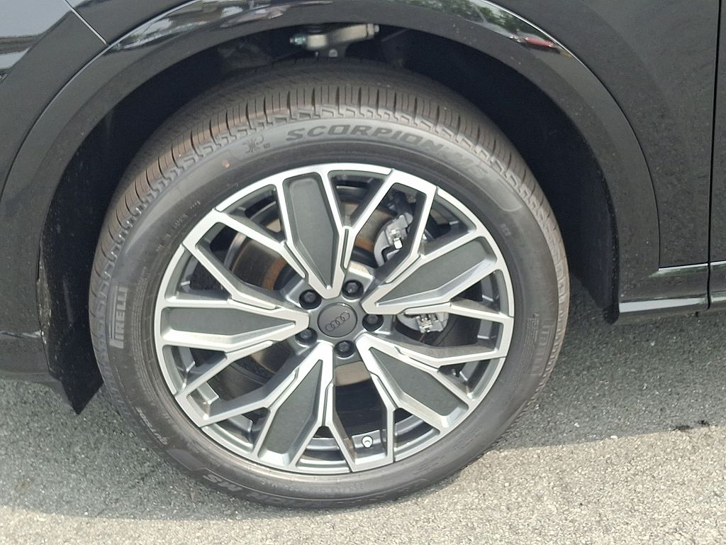 Thumbnail: 2026 Audi Q5 - 5