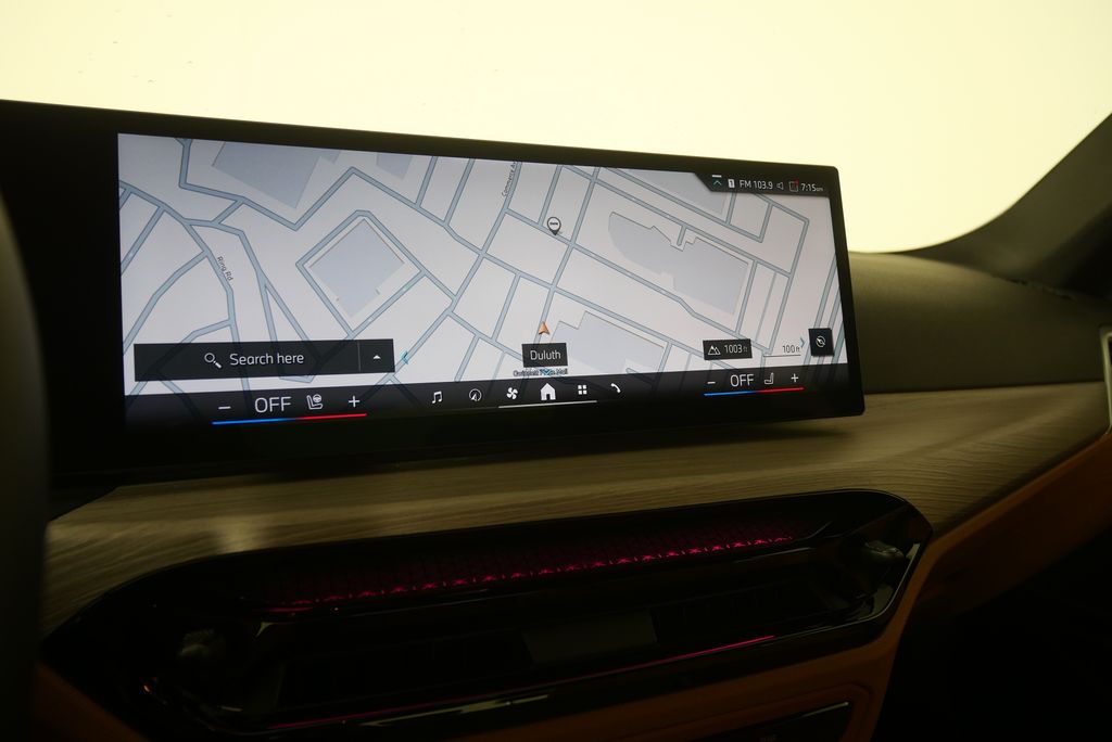 Thumbnail: 2025 BMW 3 Series - 22