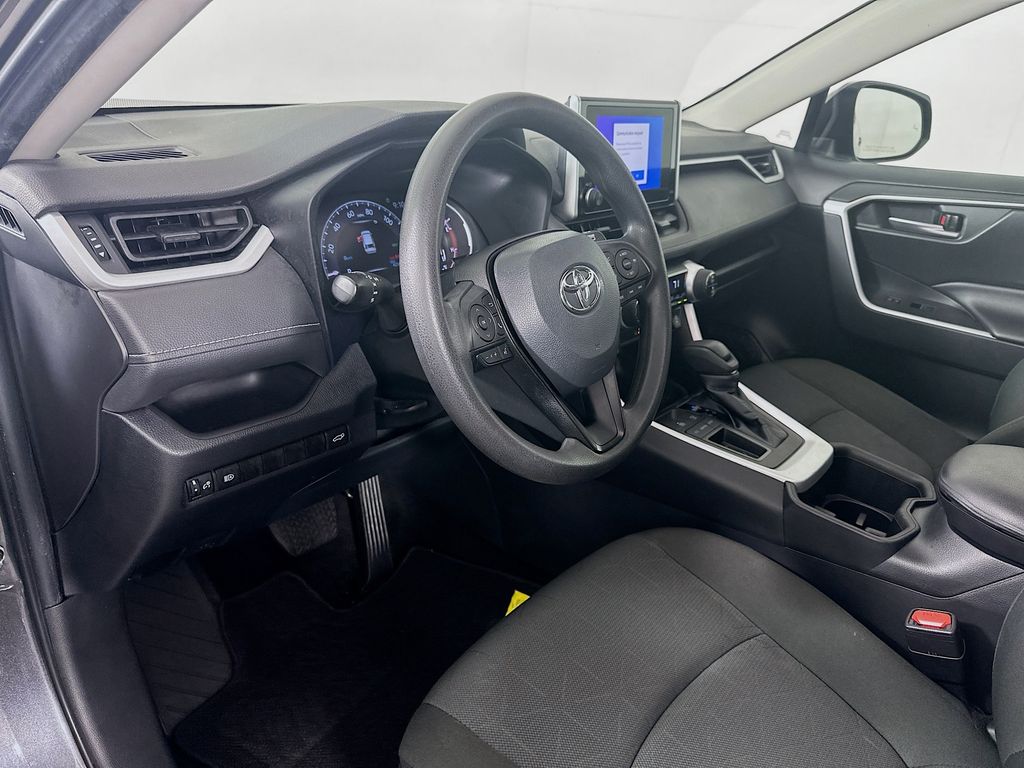 Thumbnail: 2023 Toyota RAV4 - 9