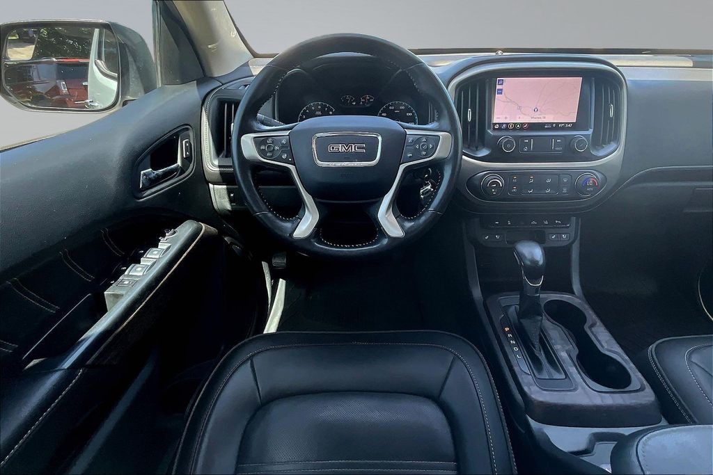 2022 GMC Canyon Denali - 8