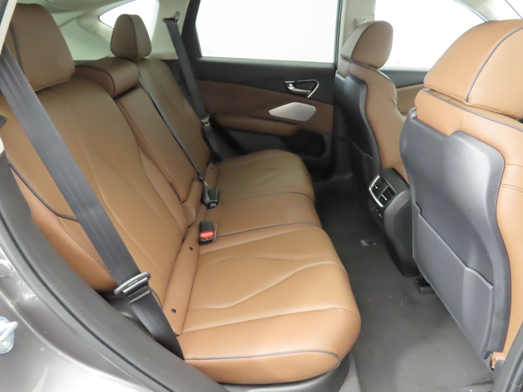 Thumbnail: 2026 Acura RDX - 22