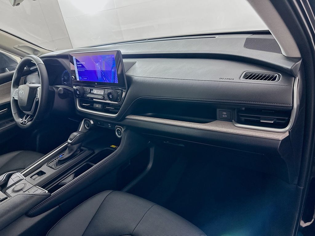 Thumbnail: 2025 Toyota Grand Highlander - 31