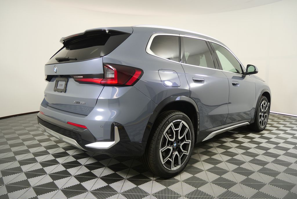 Thumbnail: 2025 BMW X1 - 3
