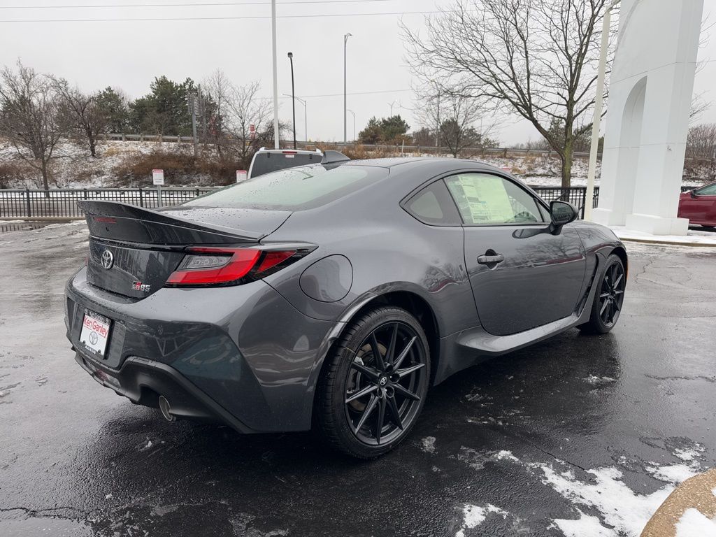 2025 Toyota GR86 Premium photo