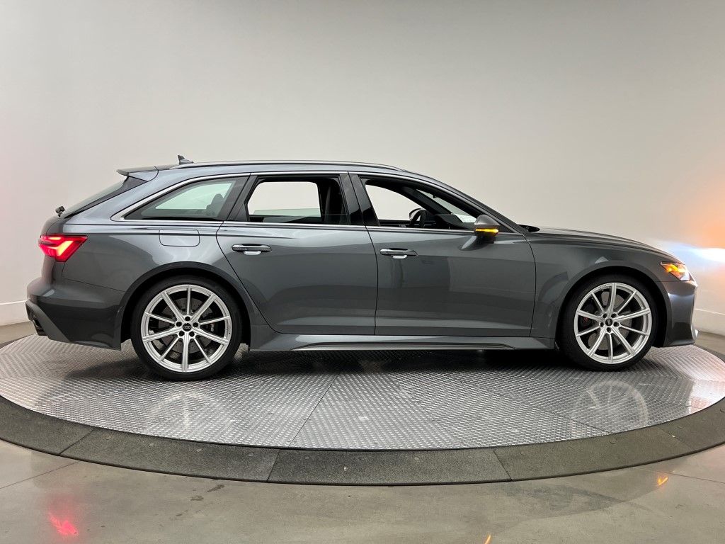 Thumbnail: 2026 Audi RS 6 - 6