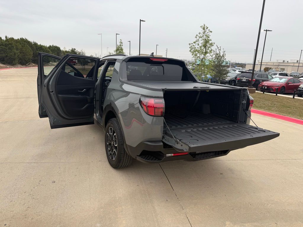 Thumbnail: 2024 Hyundai Santa Cruz - 24