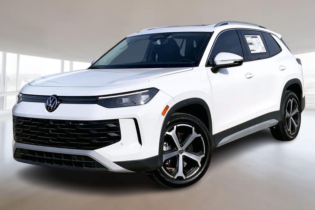 Pure White 2026 Volkswagen Tiguan SUV / Crossover Front-Wheel Drive 8-Speed Automatic