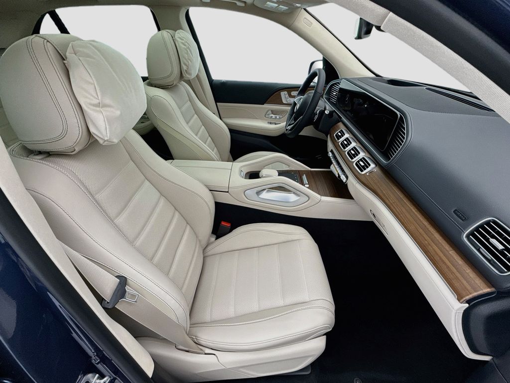Thumbnail: 2026 Mercedes-Benz GLE - 20