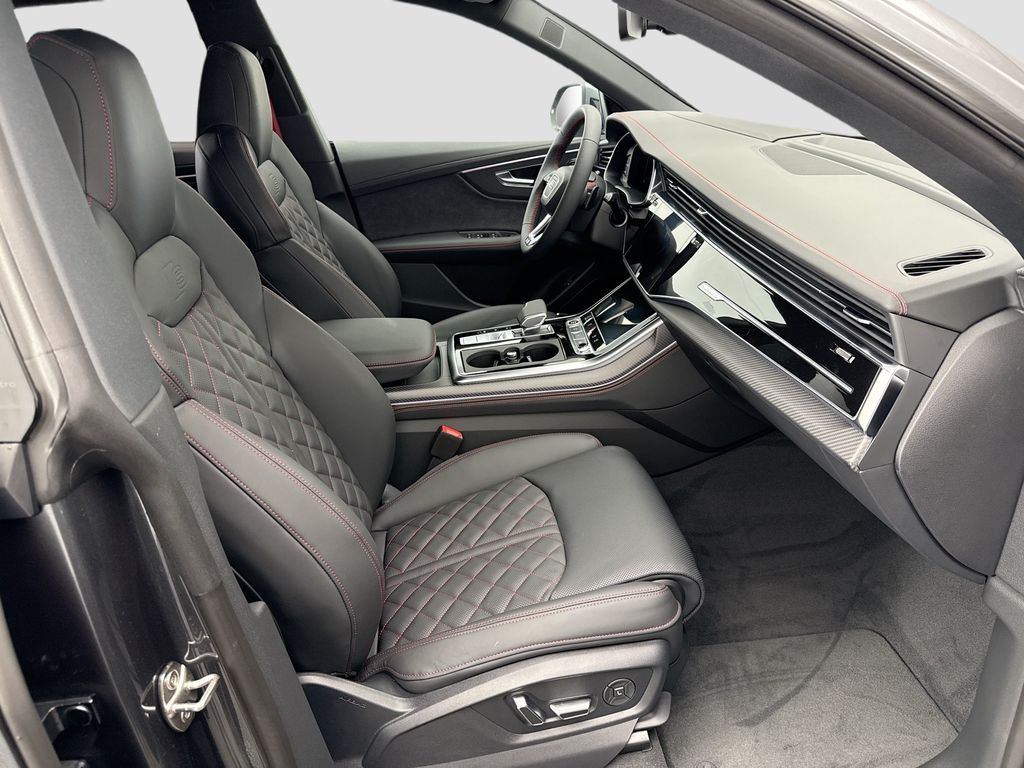 Thumbnail: 2026 Audi Q8 - 19