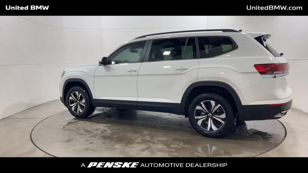Thumbnail: 2024 Volkswagen Atlas - 6