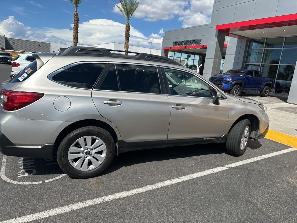 Thumbnail: 2018 Subaru Outback - 4
