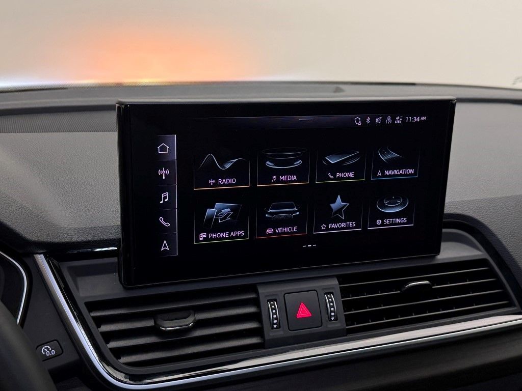2024 Audi Q5 e Premium Plus 30