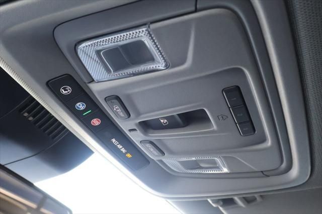 Thumbnail: 2026 Chevrolet Silverado 1500 - 32