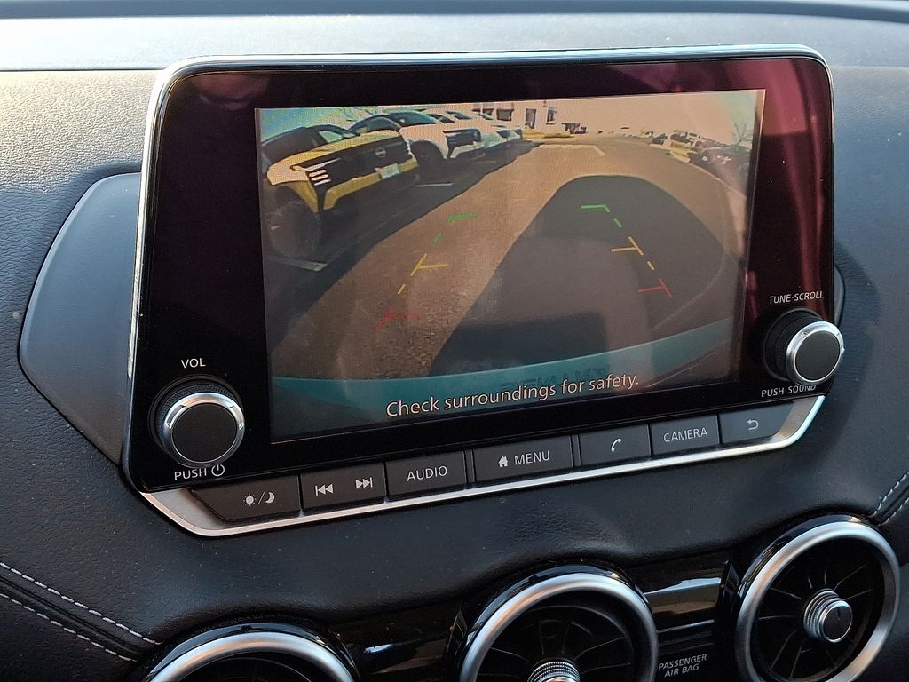 Thumbnail: 2020 Nissan Sentra - 18