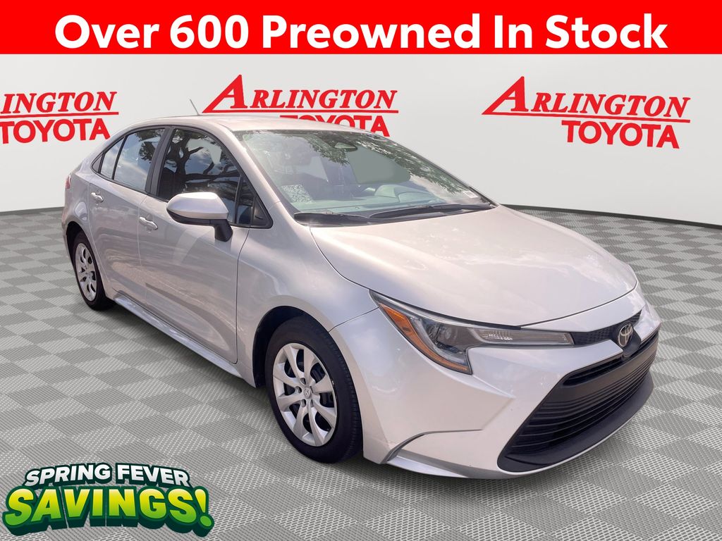 2025 Toyota Corolla LE