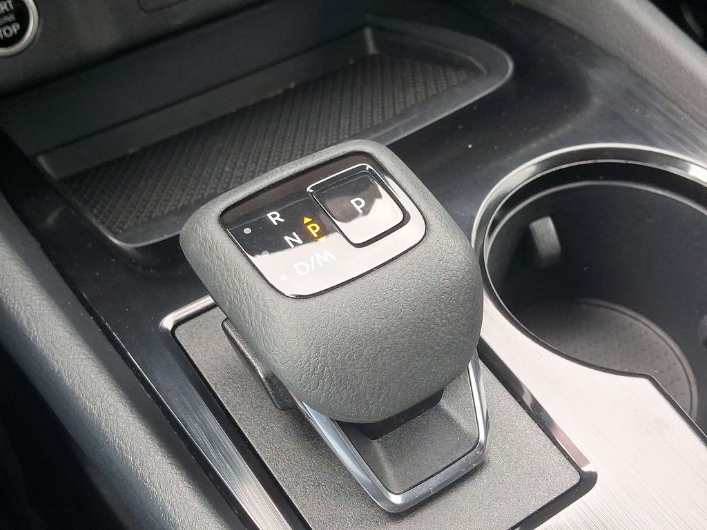 2023 Nissan Rogue S 14