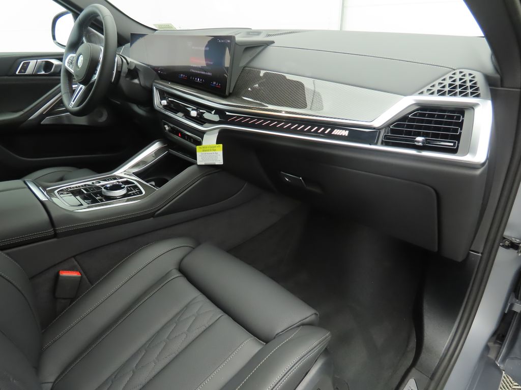 Thumbnail: 2026 BMW X6 - 18
