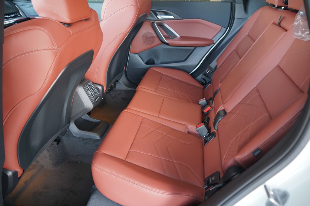 Thumbnail: 2026 BMW X1 - 19