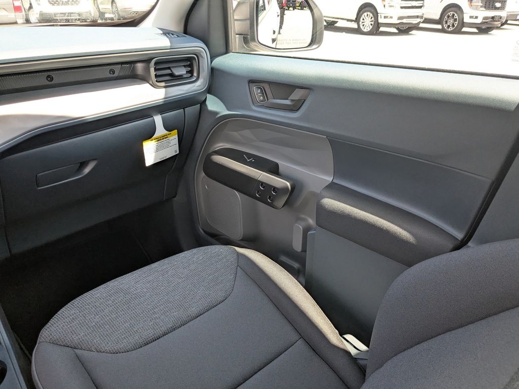 2025 Ford Maverick XL