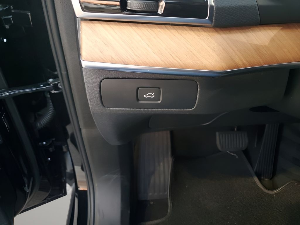 Used Car 2023 Volvo Xc90  B6 Plus 7-seater For Sale Under $40,000 In Austin, Texas