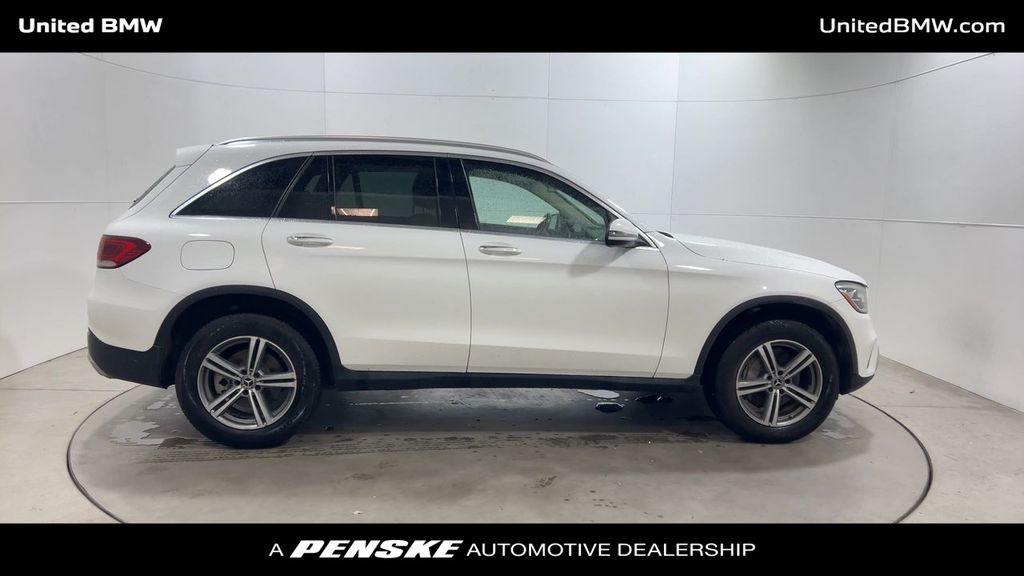 2020 Mercedes-Benz GLC 300 9