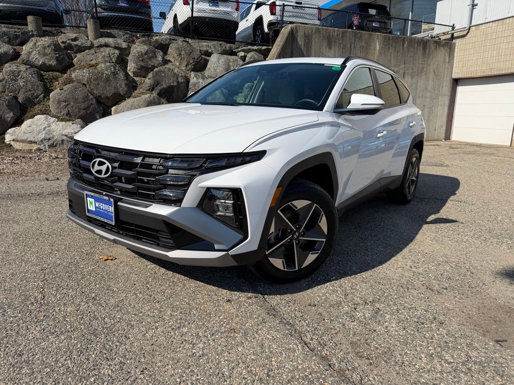 White Pearl 2026 Hyundai Tucson SEL Premium AWD SUV / Crossover All-Wheel Drive 8-Speed Automatic